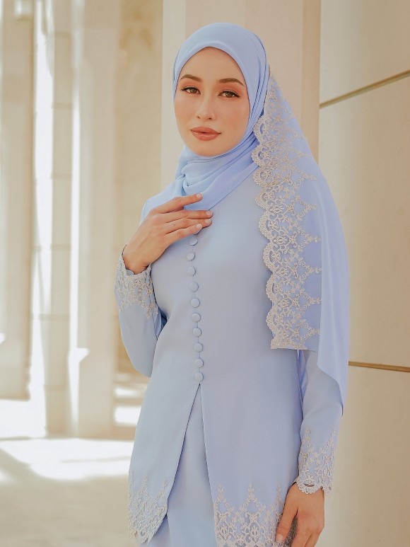 ZEHRA SHAWL - BABY BLUE ZEHRA SHAWL - BABY BLUE
